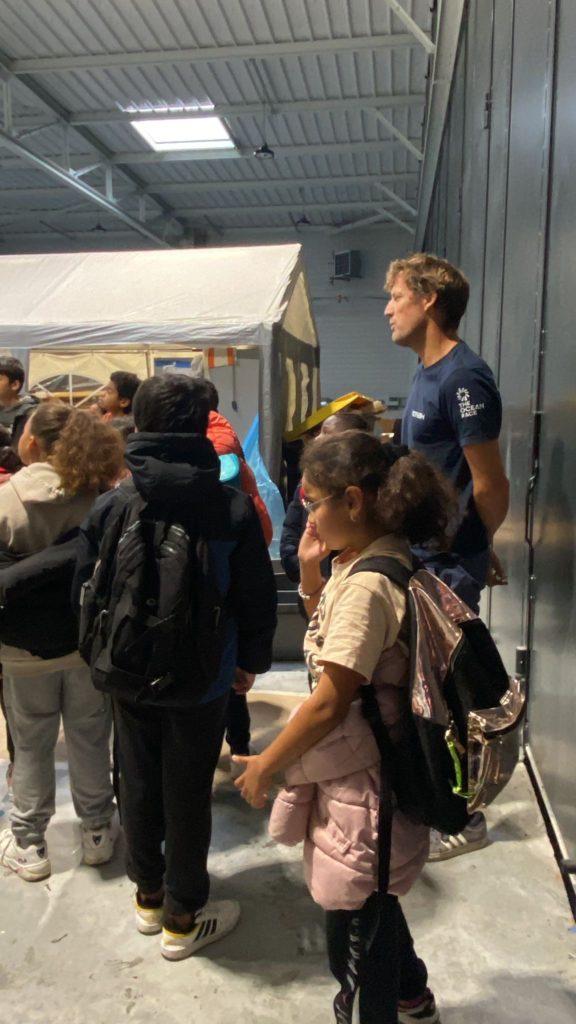 Les enfants de l'échapée bleue à la base de lorient accueilli par Paul Meilhat